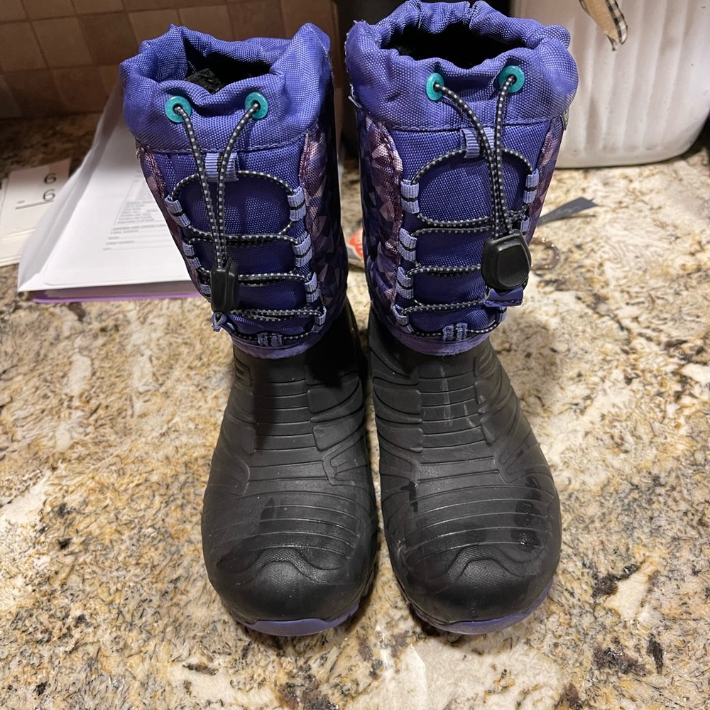 Merrell girls size 13 snow quest boots